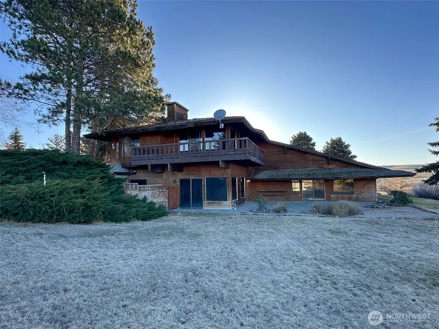 1303 Nightingale Road, Wapato, WA 98951 - Image #3