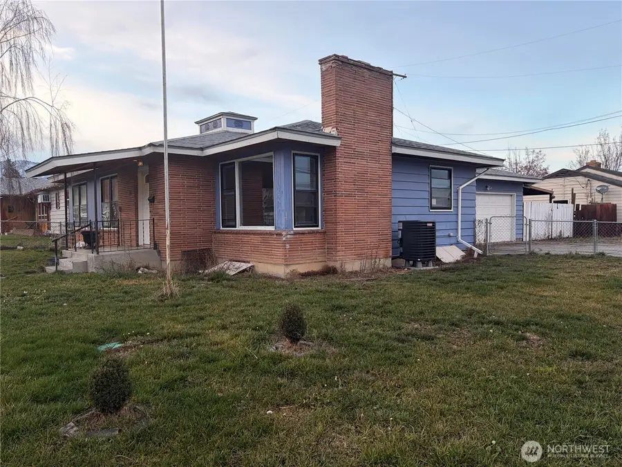 700 Schons Place, Wenatchee, WA 98801 - Image #3