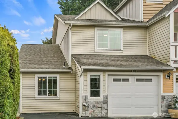 1814 I Street Ne #214, Auburn, WA 98002