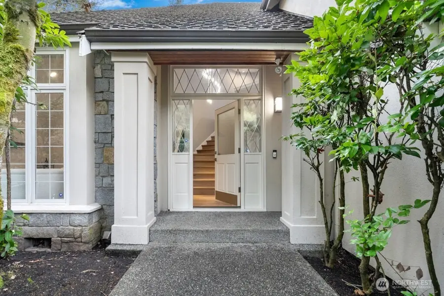 19221 SE 25th Street, Sammamish, WA 98075 - Image #2