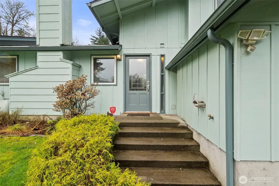 1105 Irving Street Sw, Tumwater, WA 98512 - Image #3