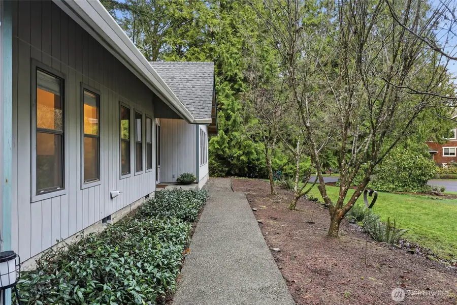 4117 Green Cove Street Nw, Olympia, WA 98502 - Image #3