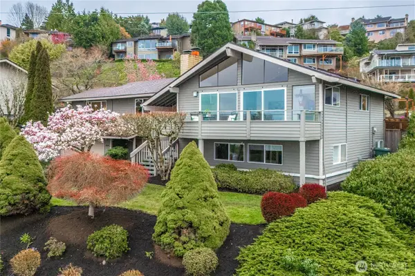 4538 Somerset Drive Se, Bellevue, WA 98006