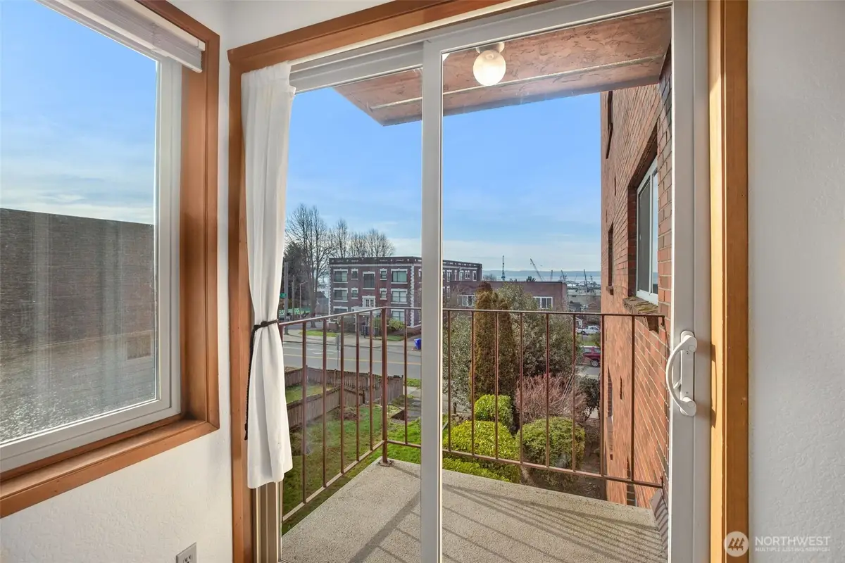 2619 Rucker Avenue #5, Everett, WA 98201 - #1