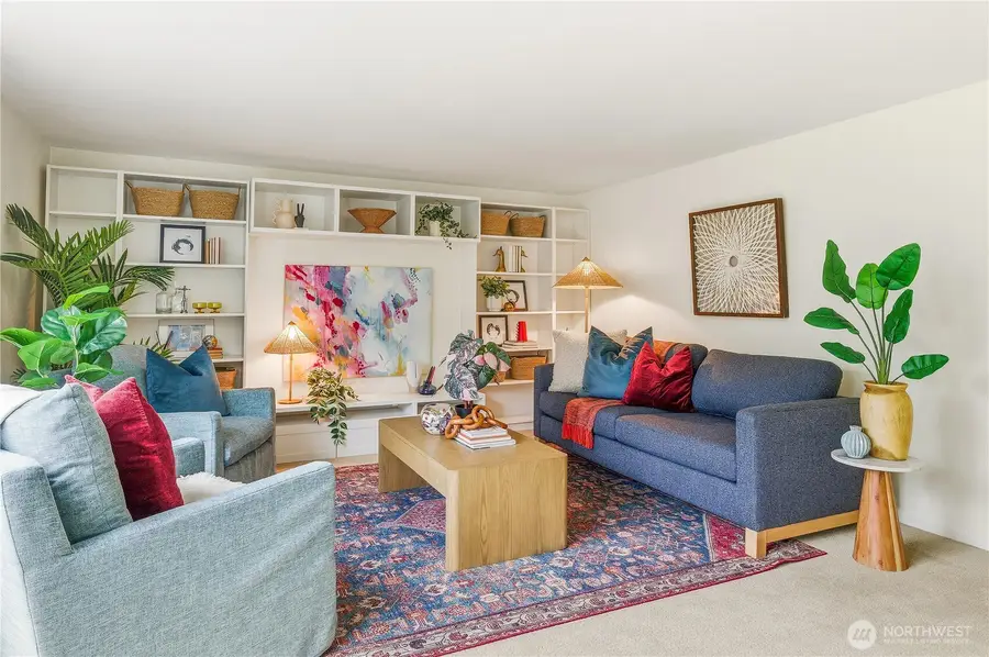 2136 N 90th Street, Seattle, WA 98103 - Image #3