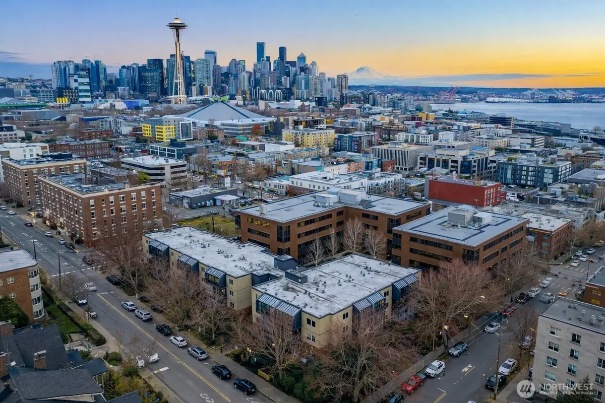 275 W Roy Street #412, Seattle, WA 98119 - Image #1