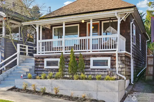 1113 33rd Avenue S, Seattle, WA 98144