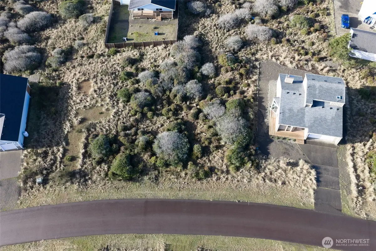 444 N Bel Air Loop, Ocean Shores, WA 98569 - Image #1