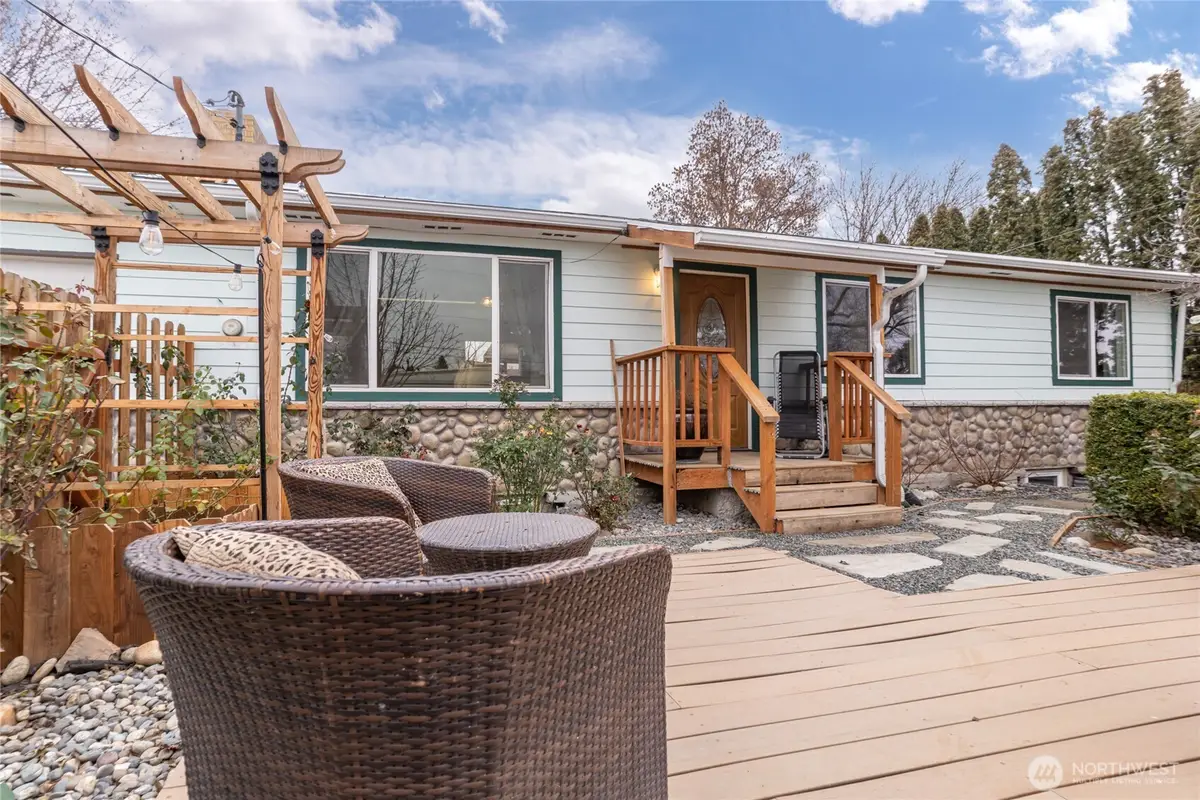 785 N Jerome Lane, East Wenatchee, WA 98802 - Image #1