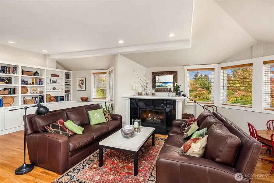 4411 NE 90th Street, Seattle, WA 98115 - #3