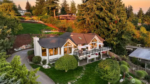 405 Bayside Road, Bellingham, WA 98225