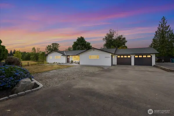 38005 192nd Avenue Se, Auburn, WA 98092