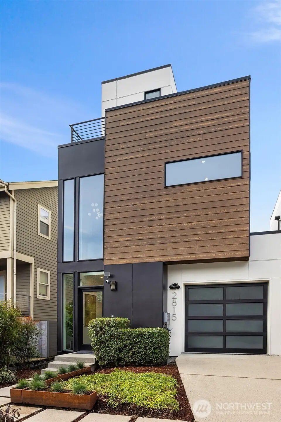 2815 Prosch Avenue W, Seattle, WA 98119 - Image #1