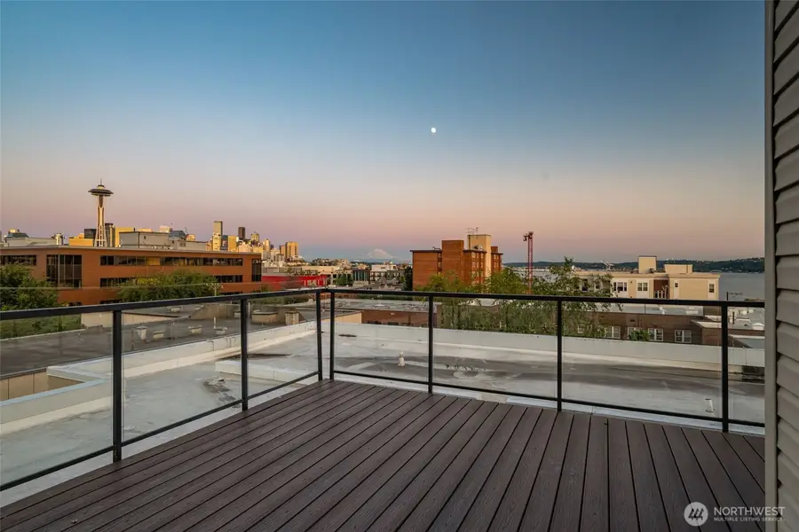 626 4th Avenue W #104, Seattle, WA 98119 - Image #3