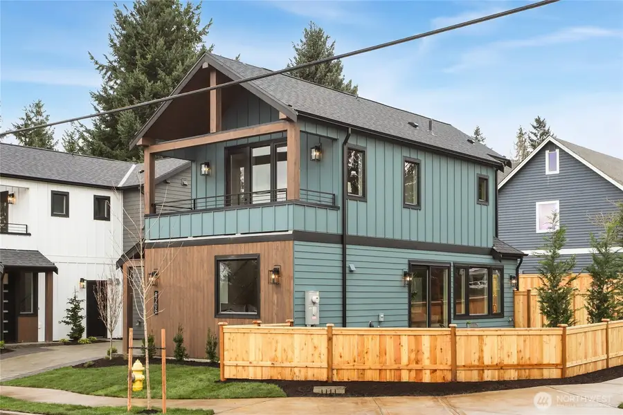 8106 126th Avenue Ne, Kirkland, WA 98033 - Image #2