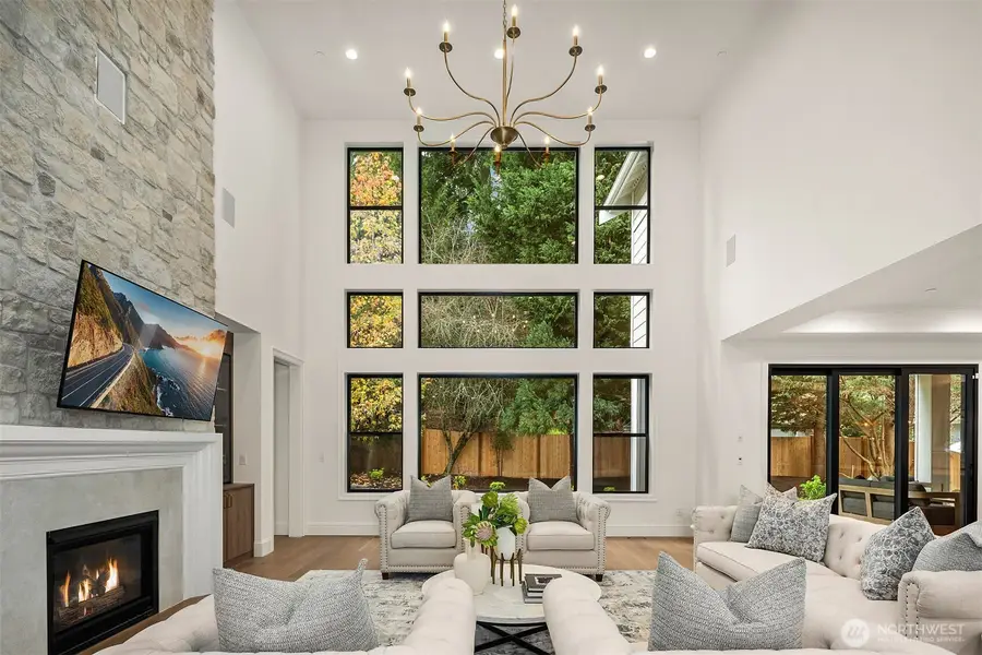 1009 102nd Place Se, Bellevue, WA 98004 - #3