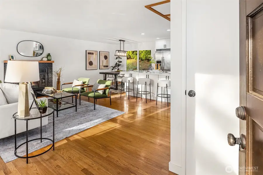 11214 80th Avenue Ne, Kirkland, WA 98034 - #3