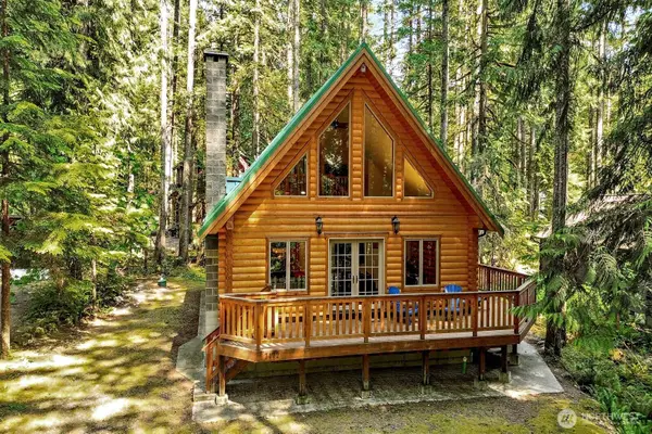 7472 Glacier Springs Drive, Glacier, WA 98244