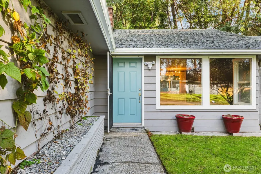 8811 Carol Avenue S, Lakewood, WA 98499 - Image #2