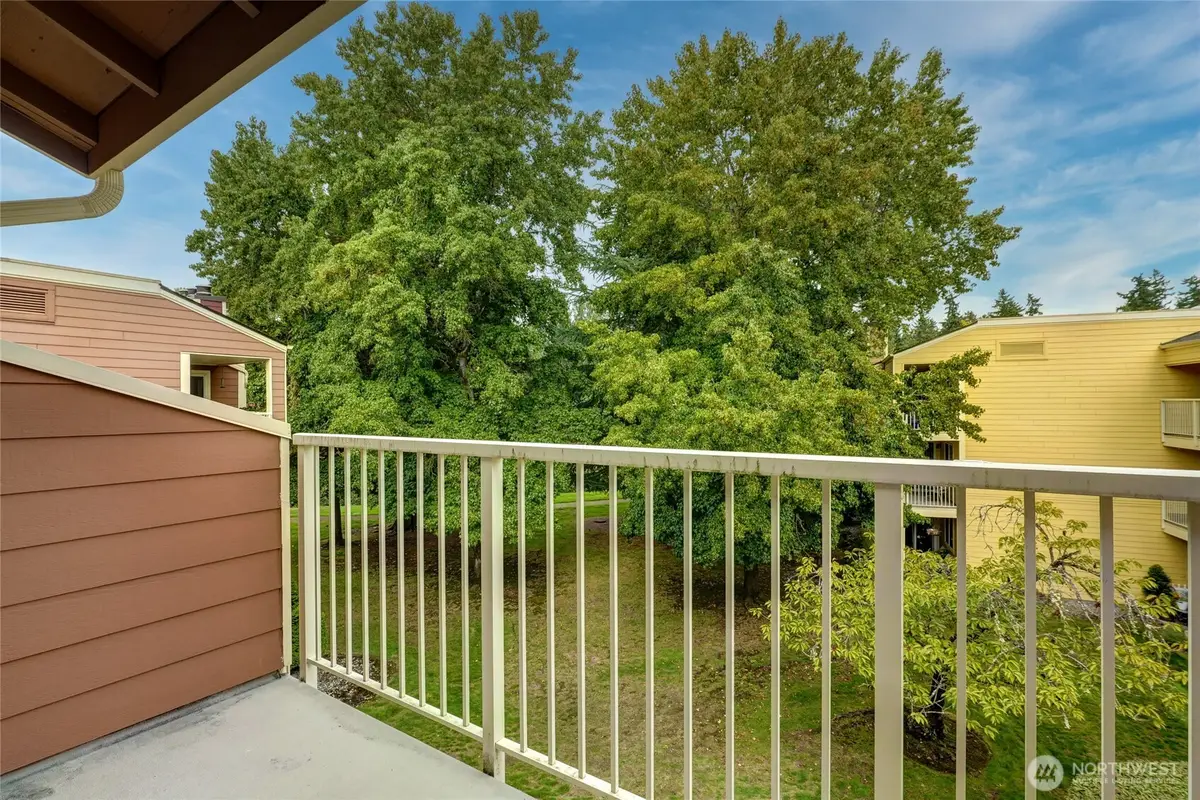 7292 W Lake Sammamish Parkway Ne #4-306, Redmond, WA 98052 - Image #1