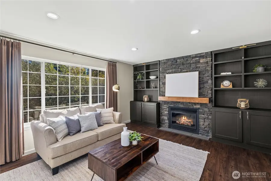 26023 222nd Court Se, Maple Valley, WA 98038 - Image #3