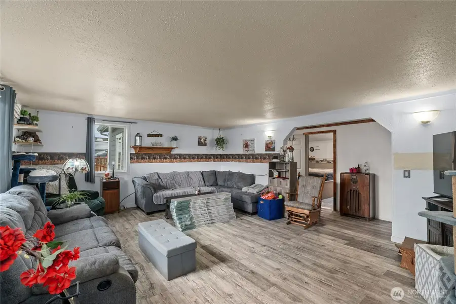 212 E Jefferson Street, Napavine, WA 98565 - Image #2