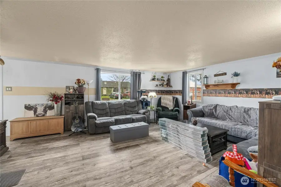 212 E Jefferson Street, Napavine, WA 98565 - Image #3