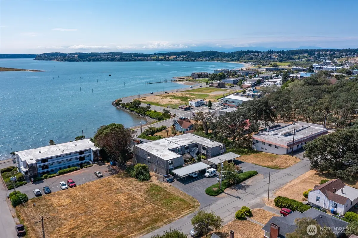 1199 SE 9th Avenue #206, Oak Harbor, WA 98277 - Image #1