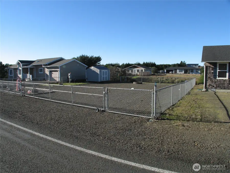 30511 I Street #4, Ocean Park, WA 98640 - Image #2