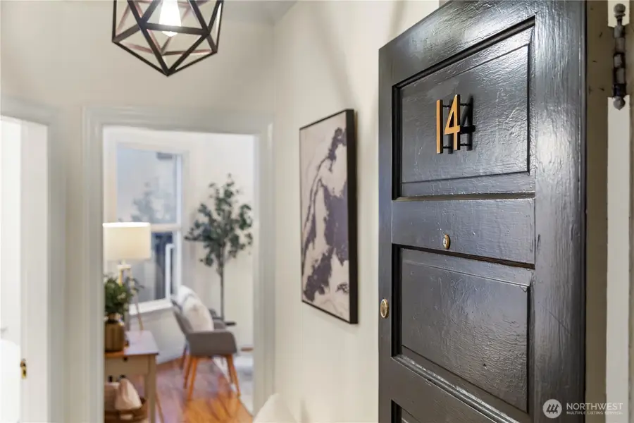 1726 15th Avenue #14, Seattle, WA 98122 - Image #2