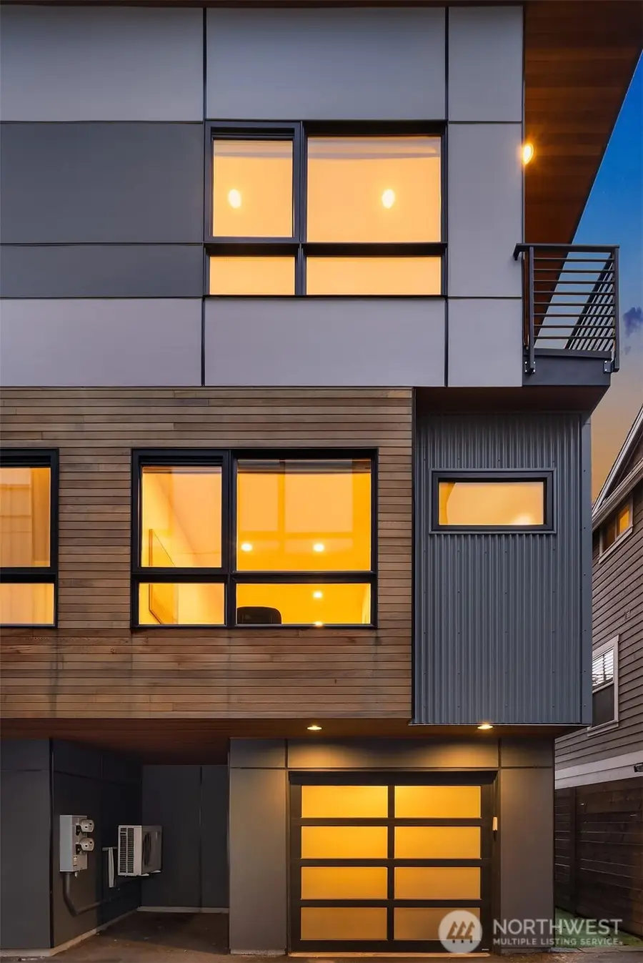 9709 Roosevelt Way Ne #A, Seattle, WA 98115 - Image #2