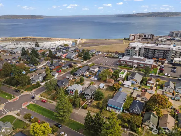 5217 N Winnifred Street, Ruston, WA 98407