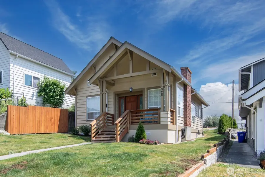 3827 Wetmore Avenue, Everett, WA 98201 - Image #2