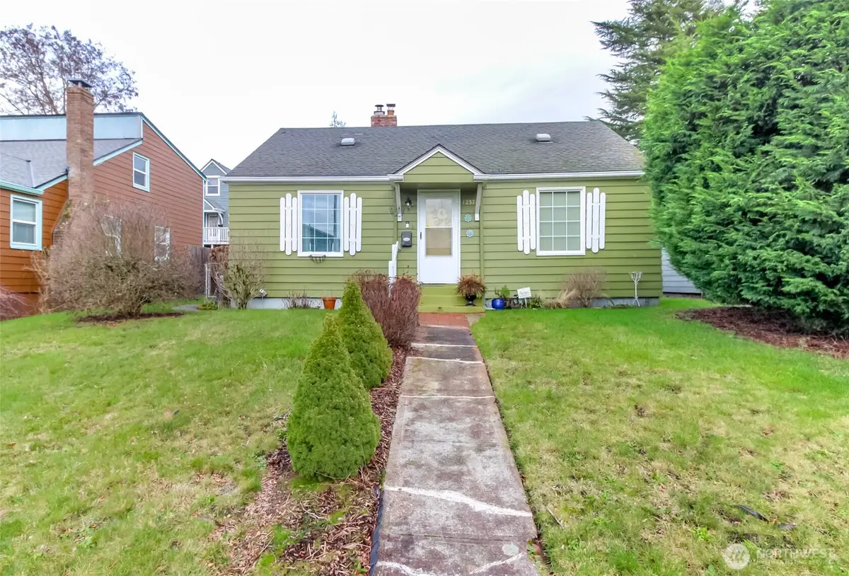 1237 S Ridgewood Avenue, Tacoma, WA 98405 - #1