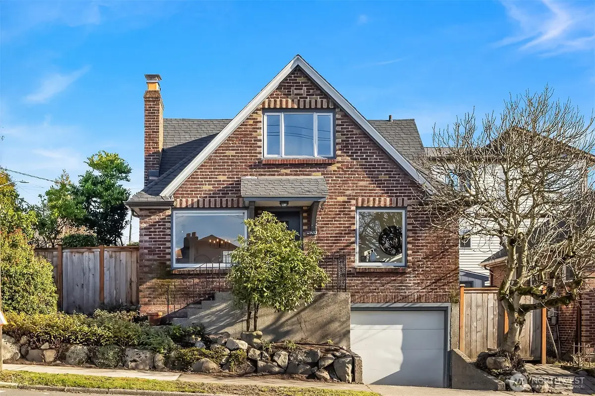 7920 5th Avenue Ne, Seattle, WA 98115 - Image #1