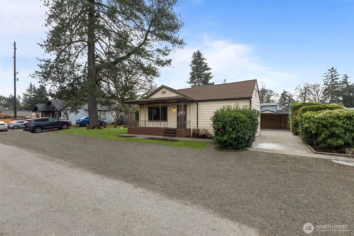 412 119th Street S, Tacoma, WA 98444 - Image #1