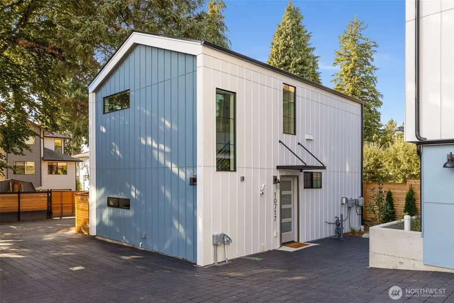 10717 2nd Avenue Nw, Seattle, WA 98177 - Image #2