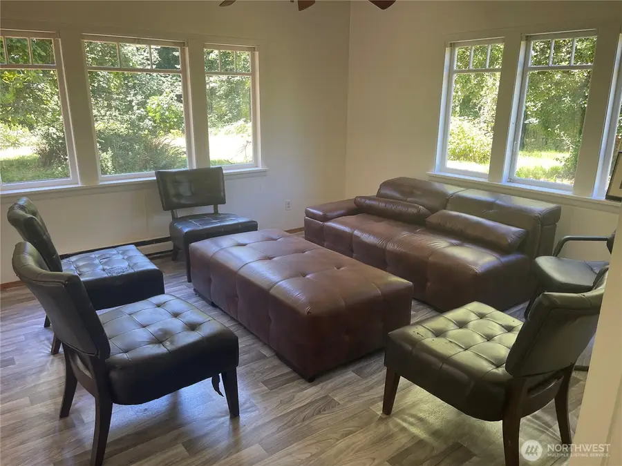 20410 SE 8th Street, Sammamish, WA 98074 - Image #3