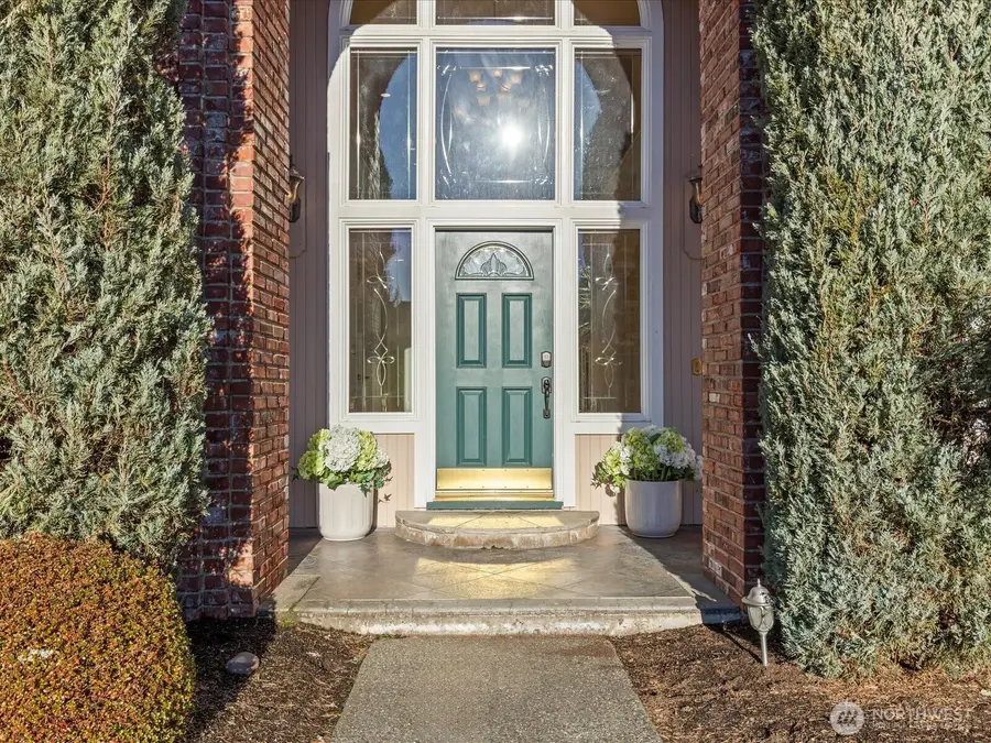 8457 Smugglers Cove Lane, Mukilteo, WA 98275 - Image #2