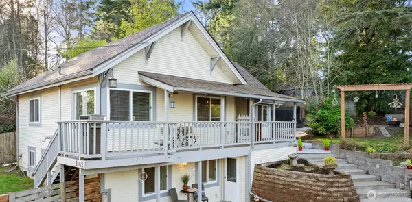 11621 16th Avenue S, Seattle, WA 98168