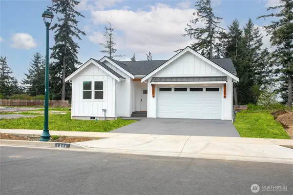 412 W 4th Street, Everson, WA 98247