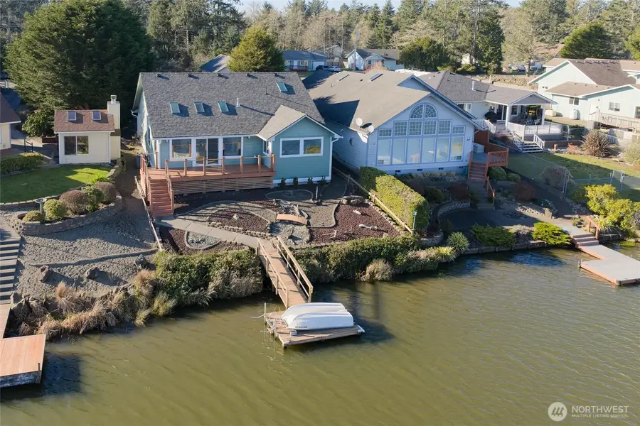 598 Mount Olympus Avenue Se, Ocean Shores, WA 98569 - #3