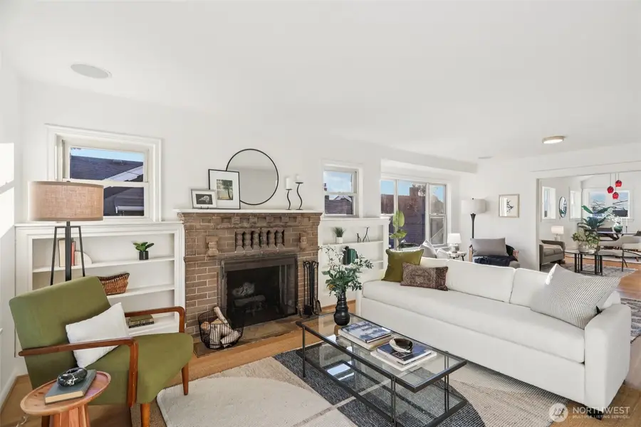 6709 2nd Avenue Nw, Seattle, WA 98117 - Image #2