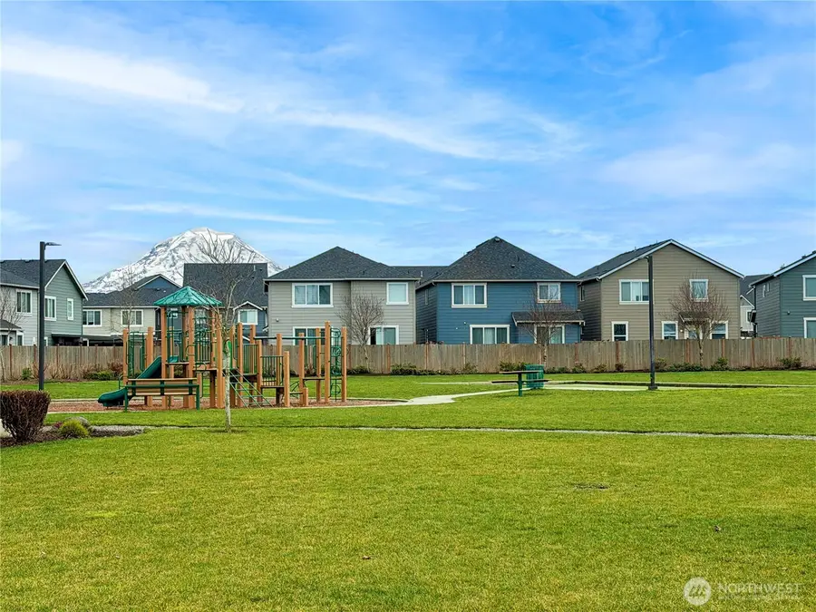 11002 Emmons Court E, Puyallup, WA 98374 - #2