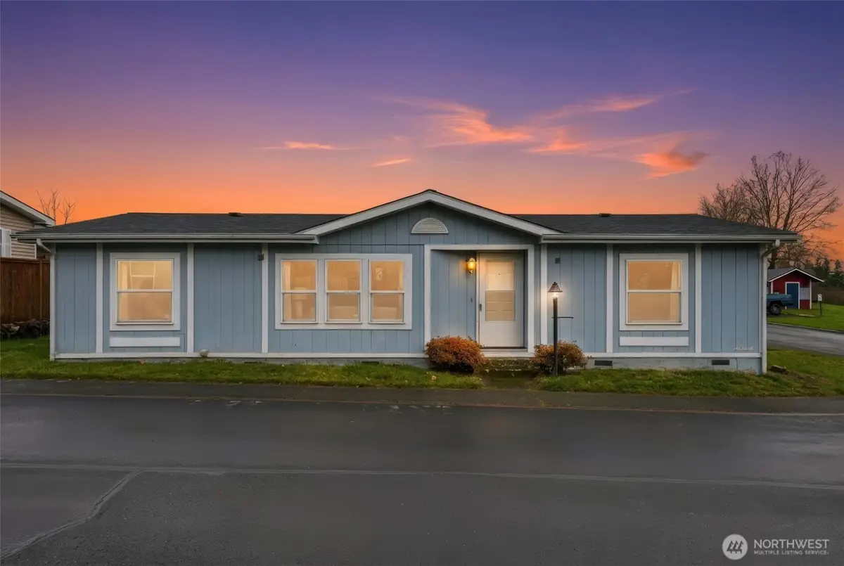 27479 150th Avenue Se #104, Kent, WA 98042 - Image #1