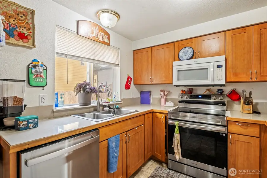 10425 Holly Drive, Everett, WA 98204 - Image #3