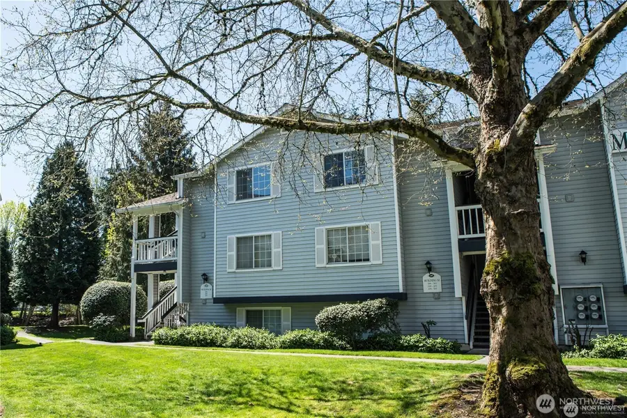 7453 133rd Avenue Se #M305, Newcastle, WA 98059 - Image #2