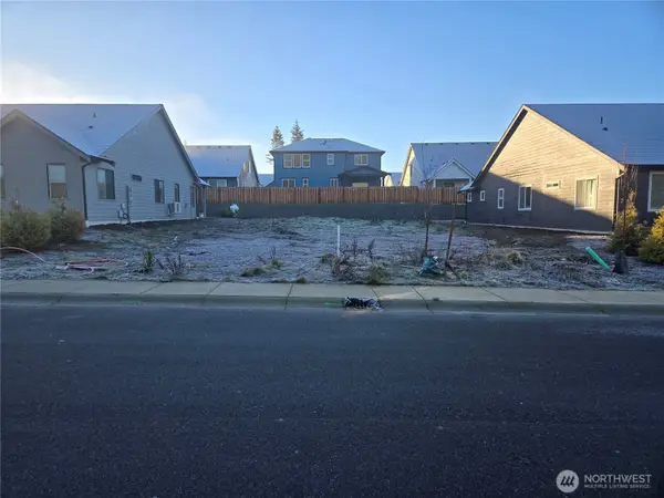 2833 Oleander Dr #38, Blaine, WA 98230