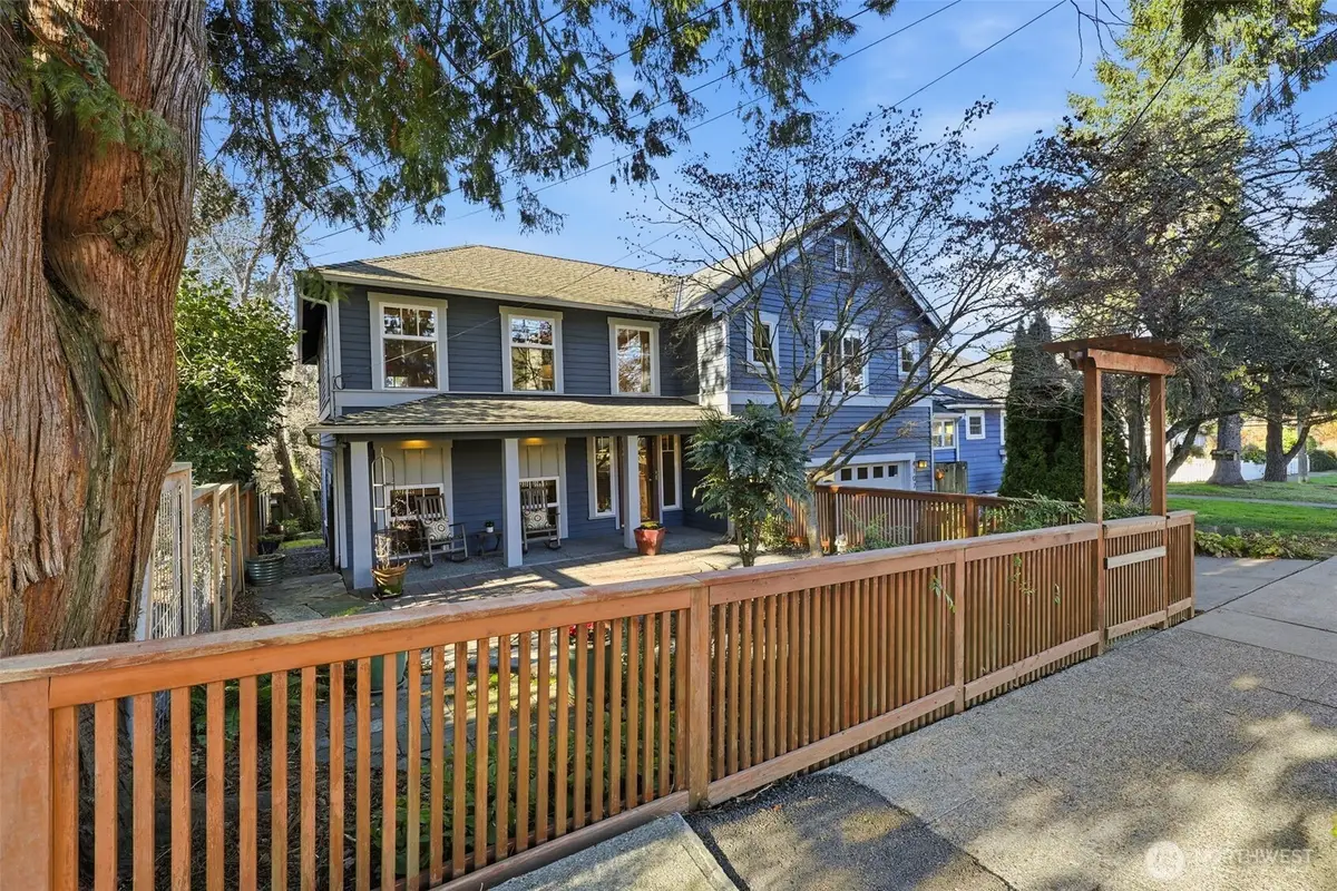 4107 20th Avenue Sw, Seattle, WA 98106 - Image #1