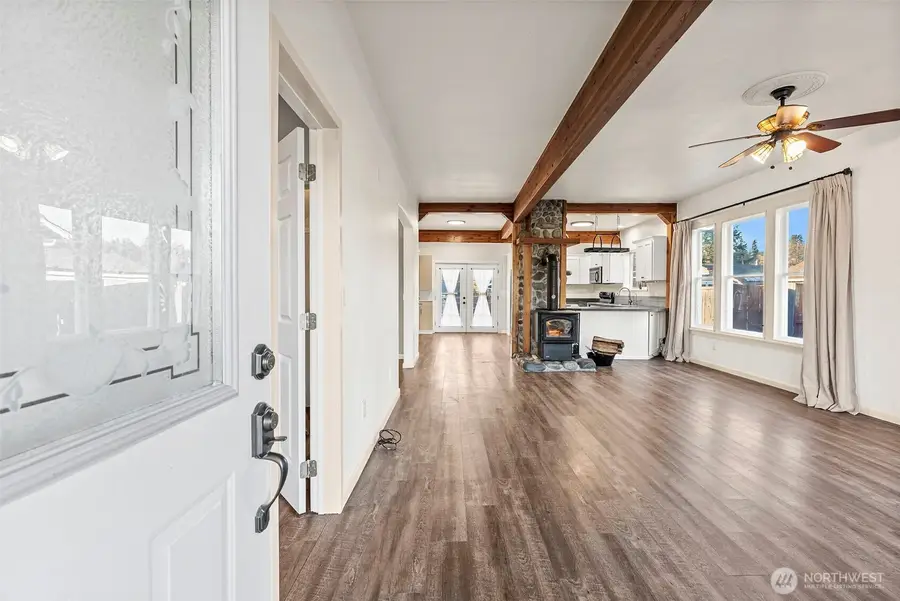 104 Pennsylvania Avenue N, Eatonville, WA 98328 - #3